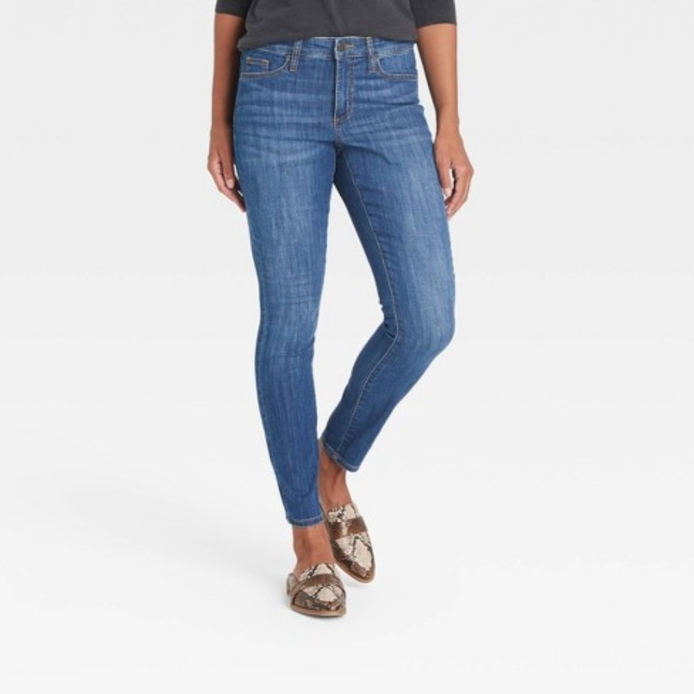 Women's Mid-Rise Skinny Jeans - Universal Thread